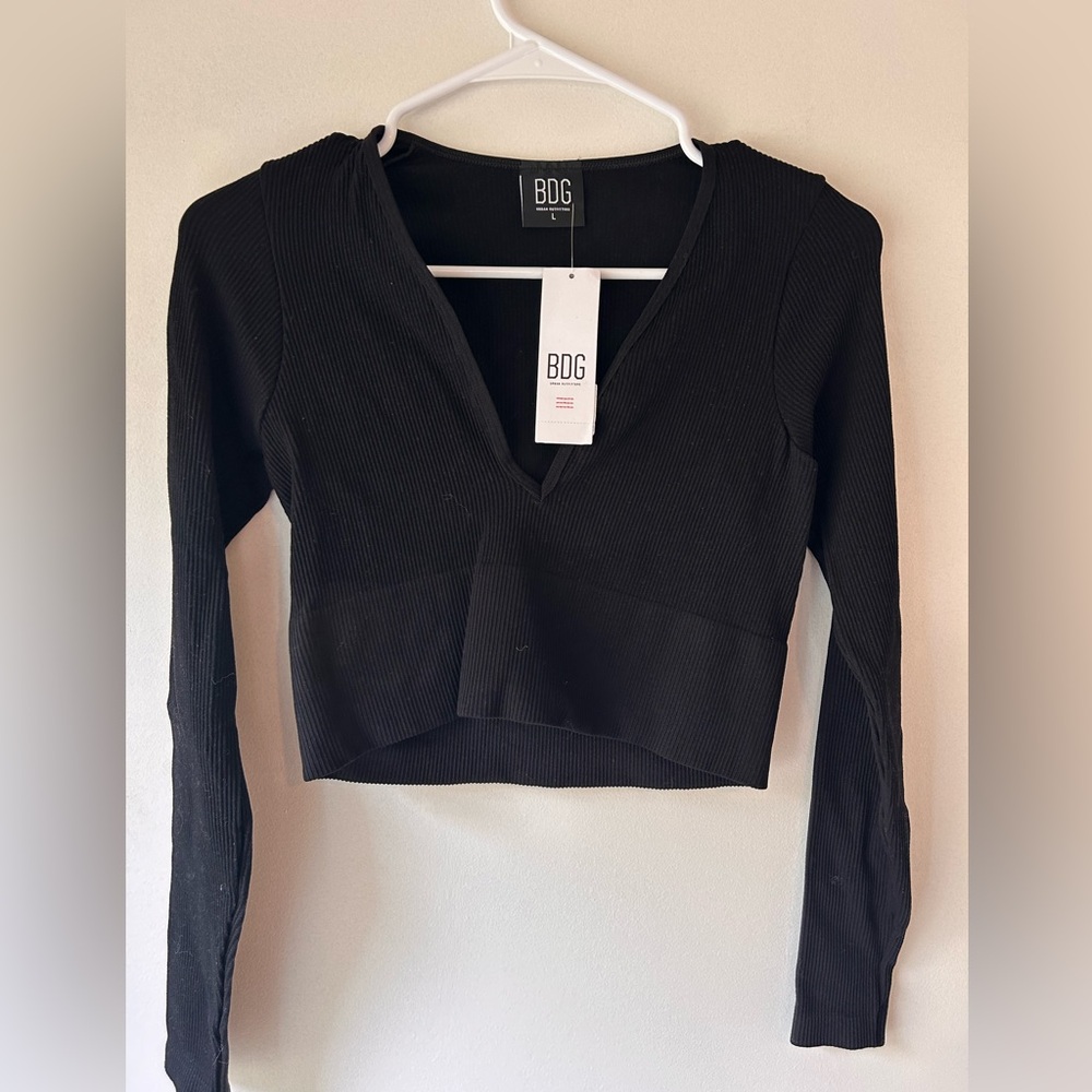 NWT! BDG Urban Outfitters Ribbed Cropped Shirt.
